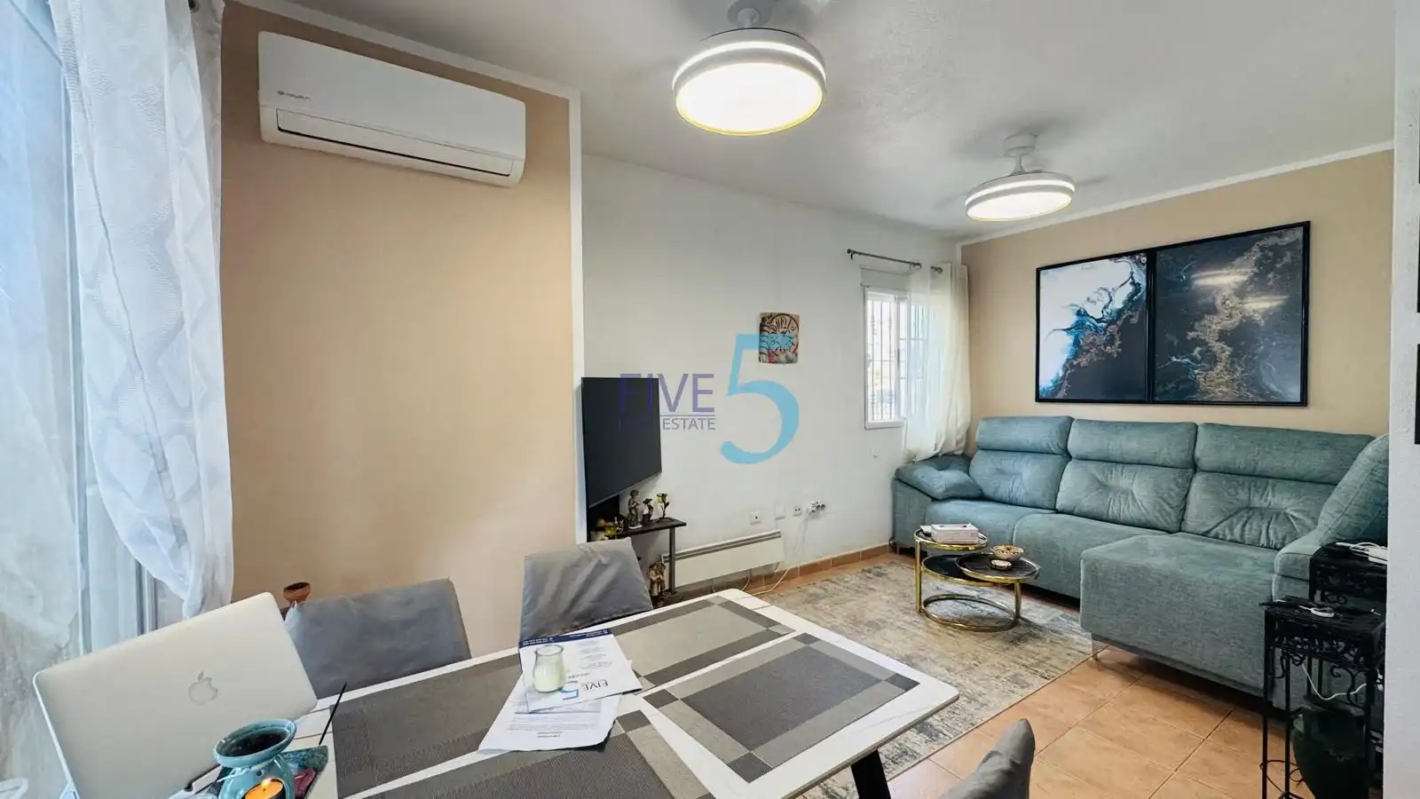 Casa a schiera con terrazza in vendita a Zona Carrefour - Urbanizaciones, imagen 3