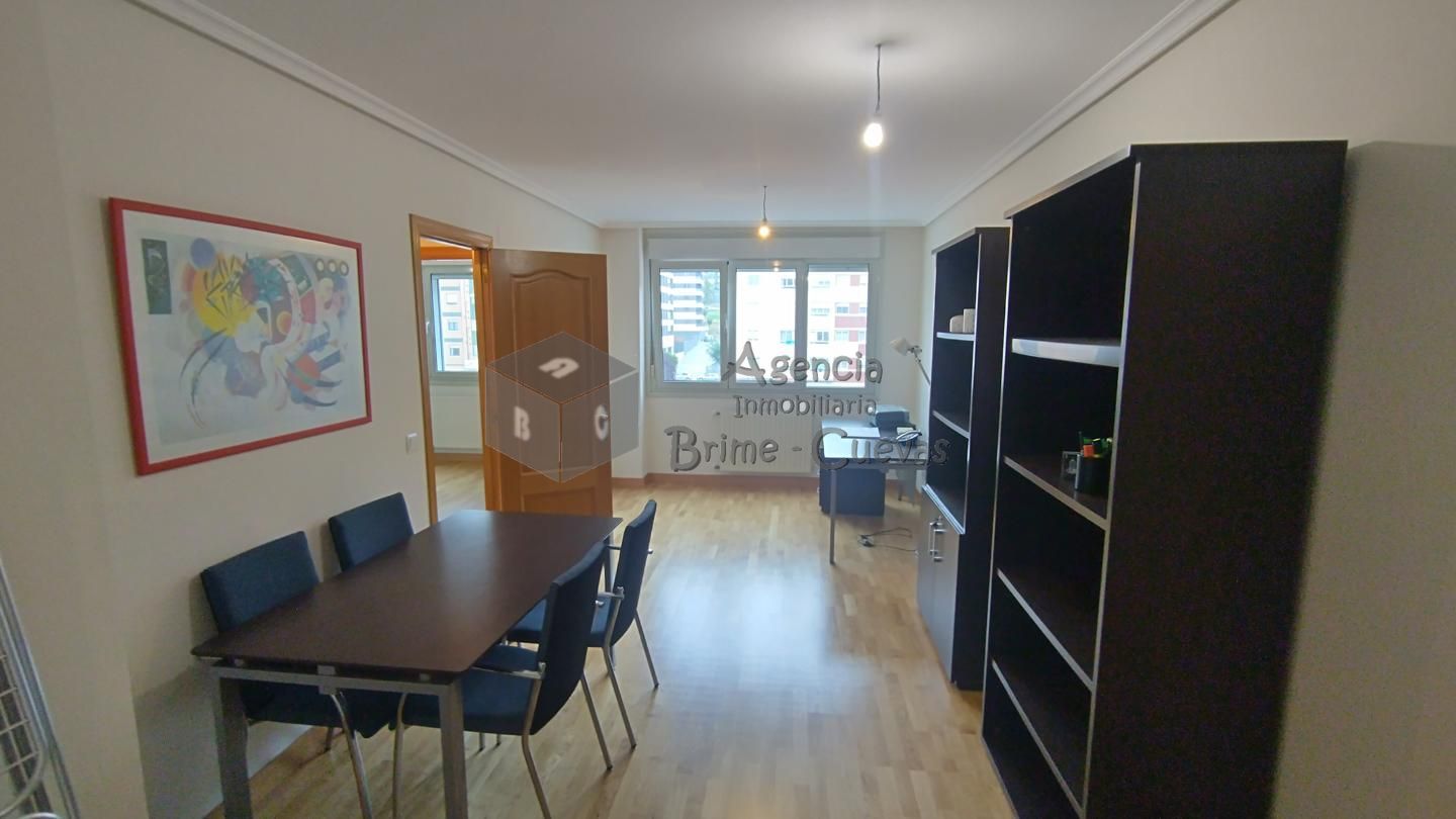 Flat to rent in Oviedo   with Heating, Parquet flooring and Furnished