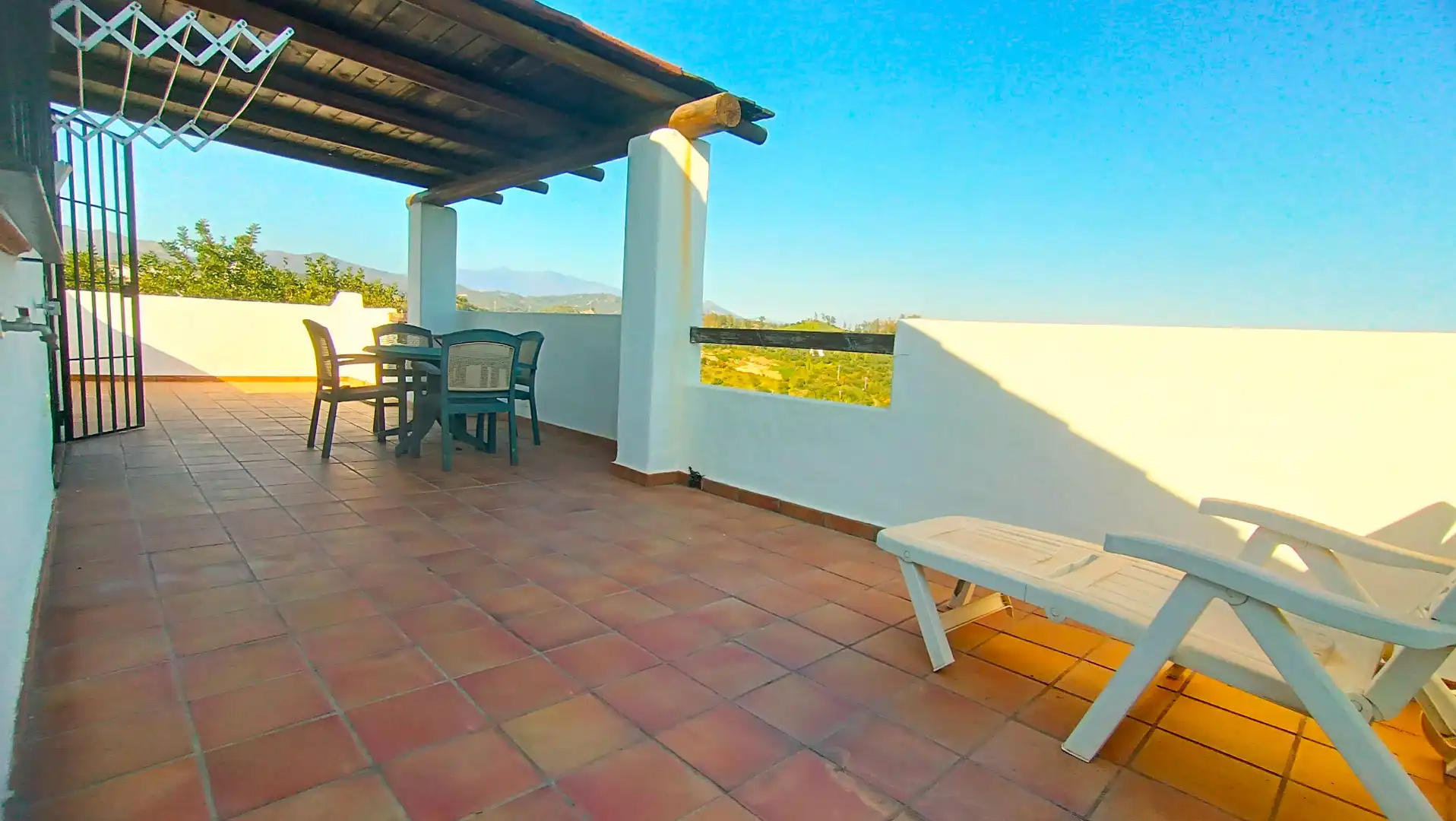 Terraza de Finca rústica en venta en Estepona con Aire acondicionado, Calefacción y Jardín privado