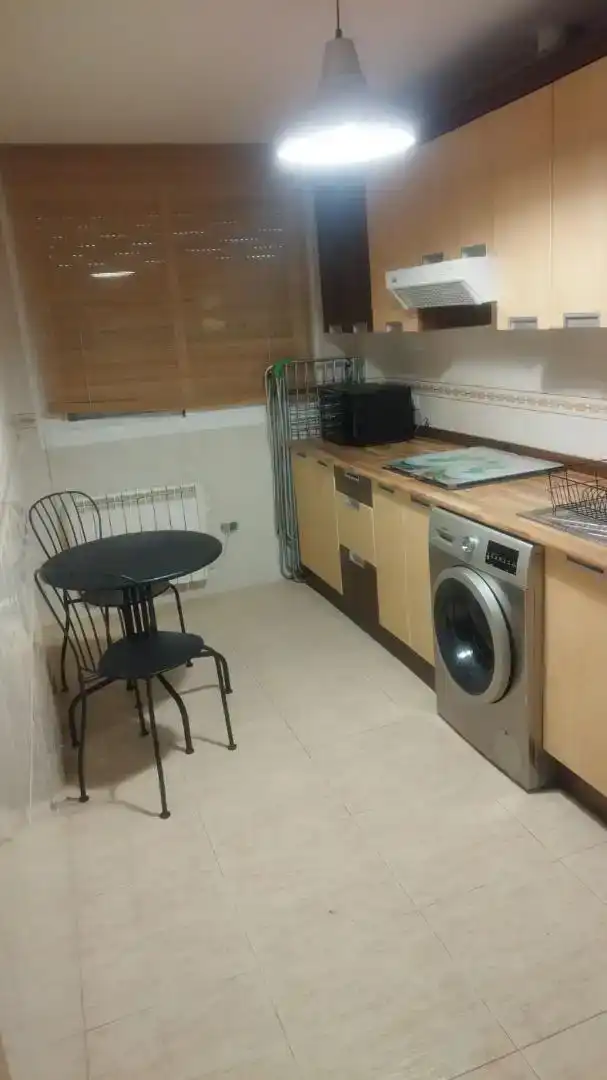 Küche von Wohnung zur Miete in Valmojado mit Klimaanlage, Möbliert und Waschmaschine