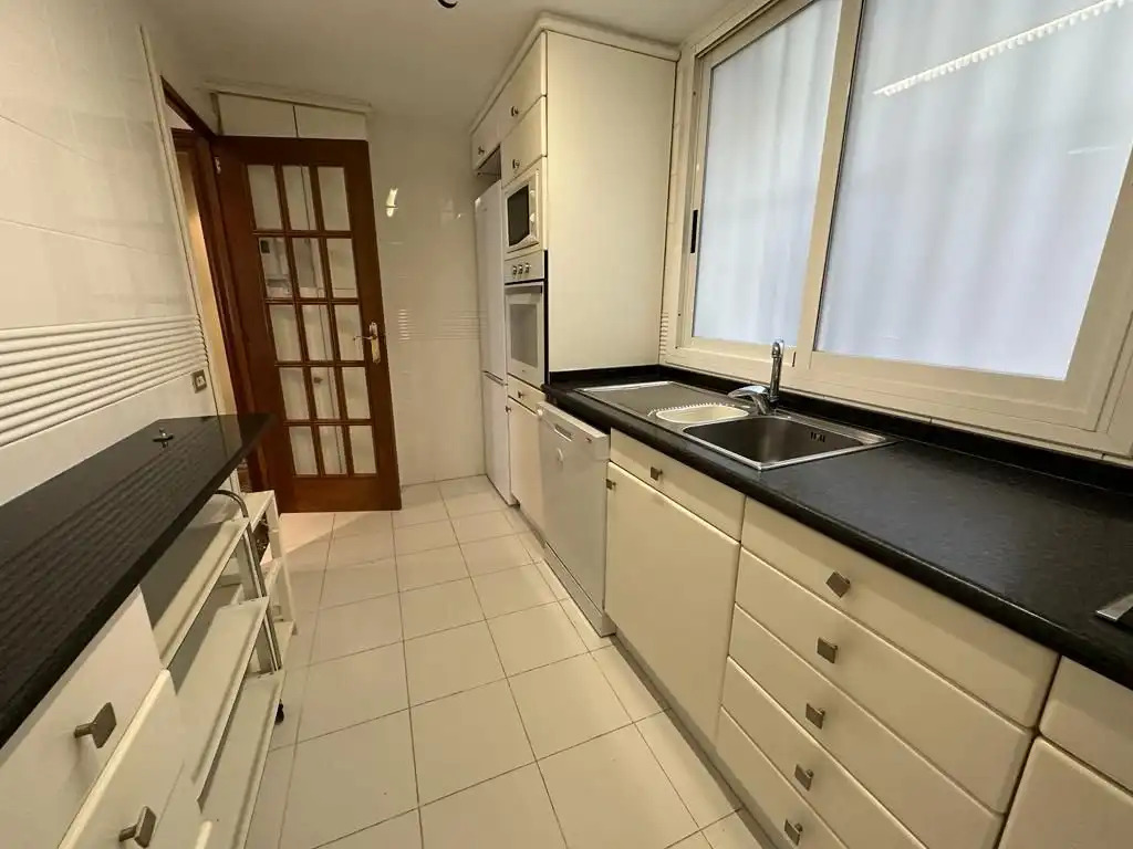 Cocina de Dúplex en venta en Castellón de la Plana / Castelló de la Plana con Aire acondicionado, Calefacción y Trastero