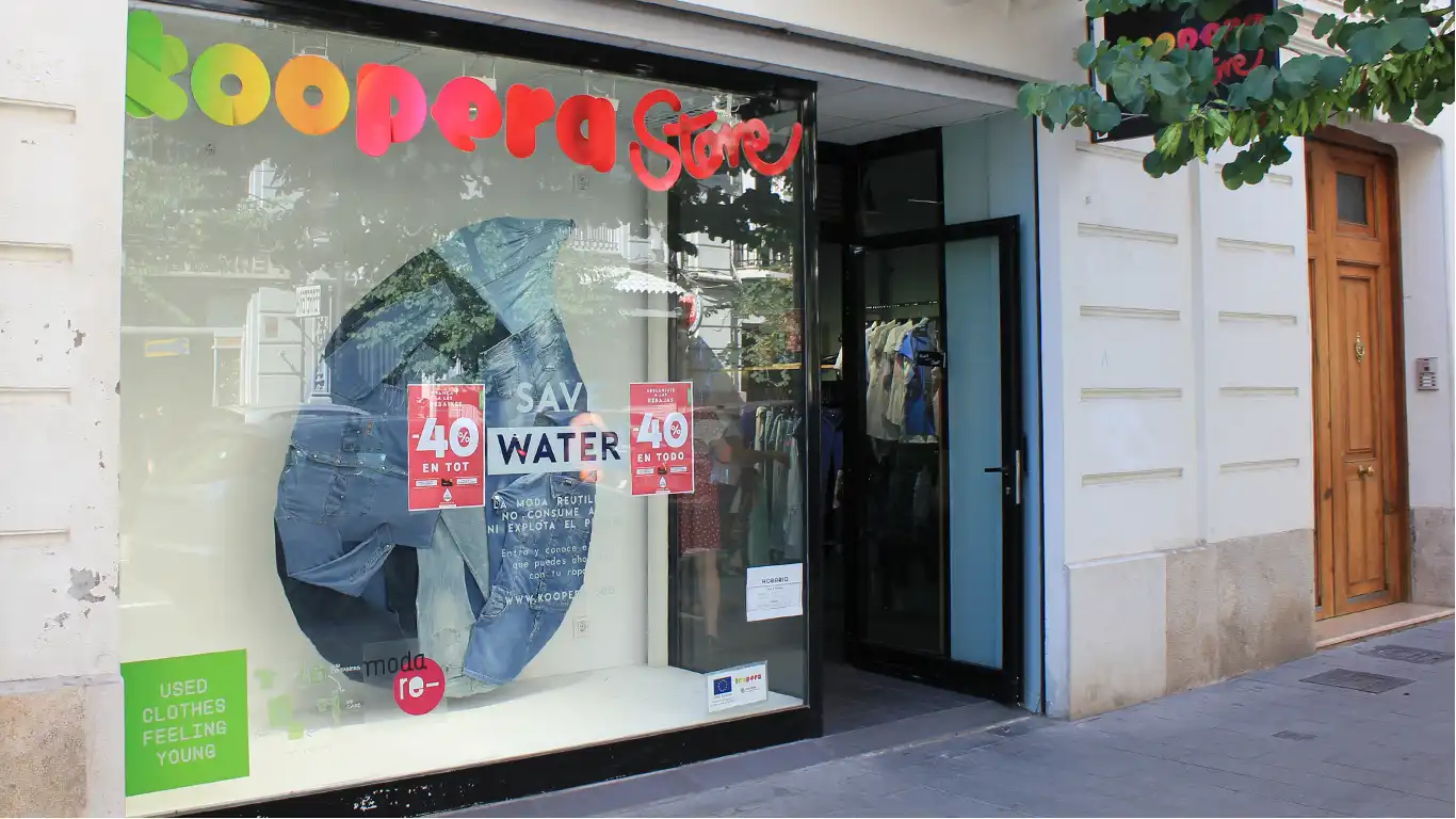 Local comercial en venda a L'Eixample, imagen 4