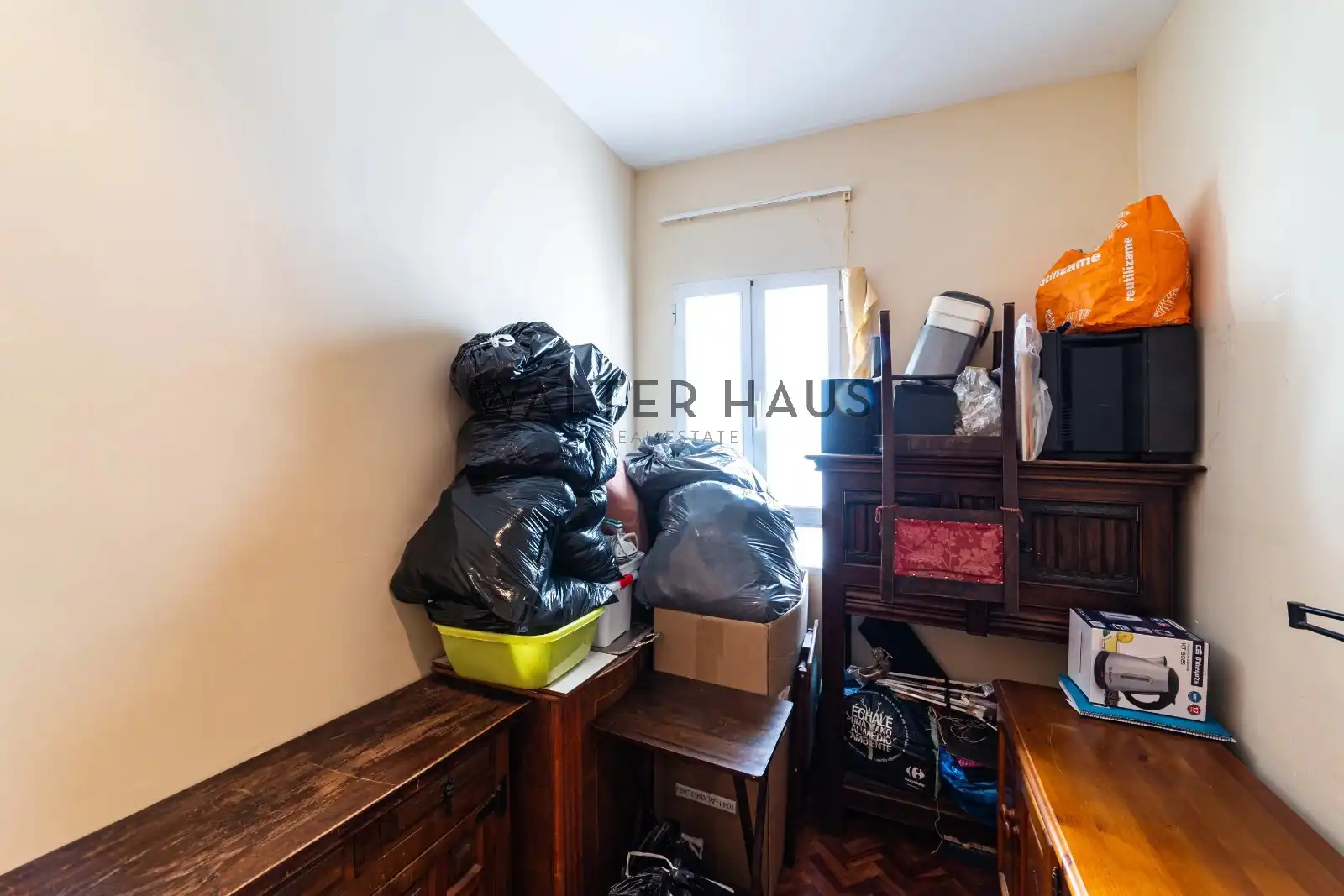Bedroom of Flat for sale in Madrid  with Air Conditioner and Heating