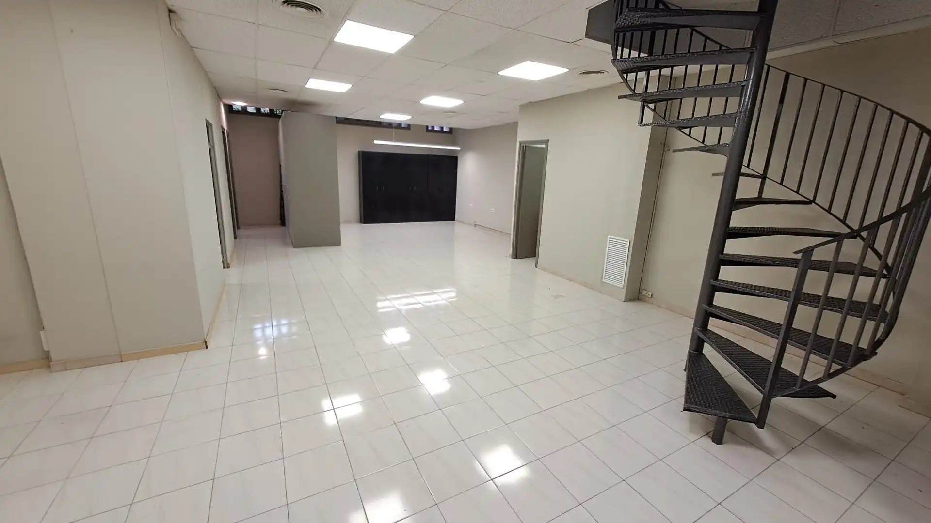 Premises for rent in MARQUES DE MONISTROL, Sant Joan - TV3