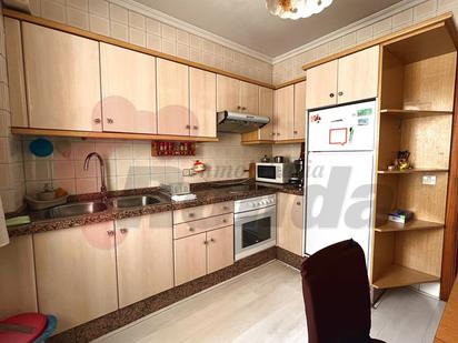 Kitchen of Flat for sale in Lugo Capital