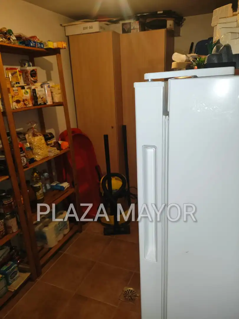 Cuina de Casa o xalet en venda en Salamanca amb Calefacció, Jardí privat i Forn