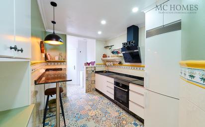 Kitchen of Flat for sale in Alicante / Alacant  with Terrace, Furnished and Oven