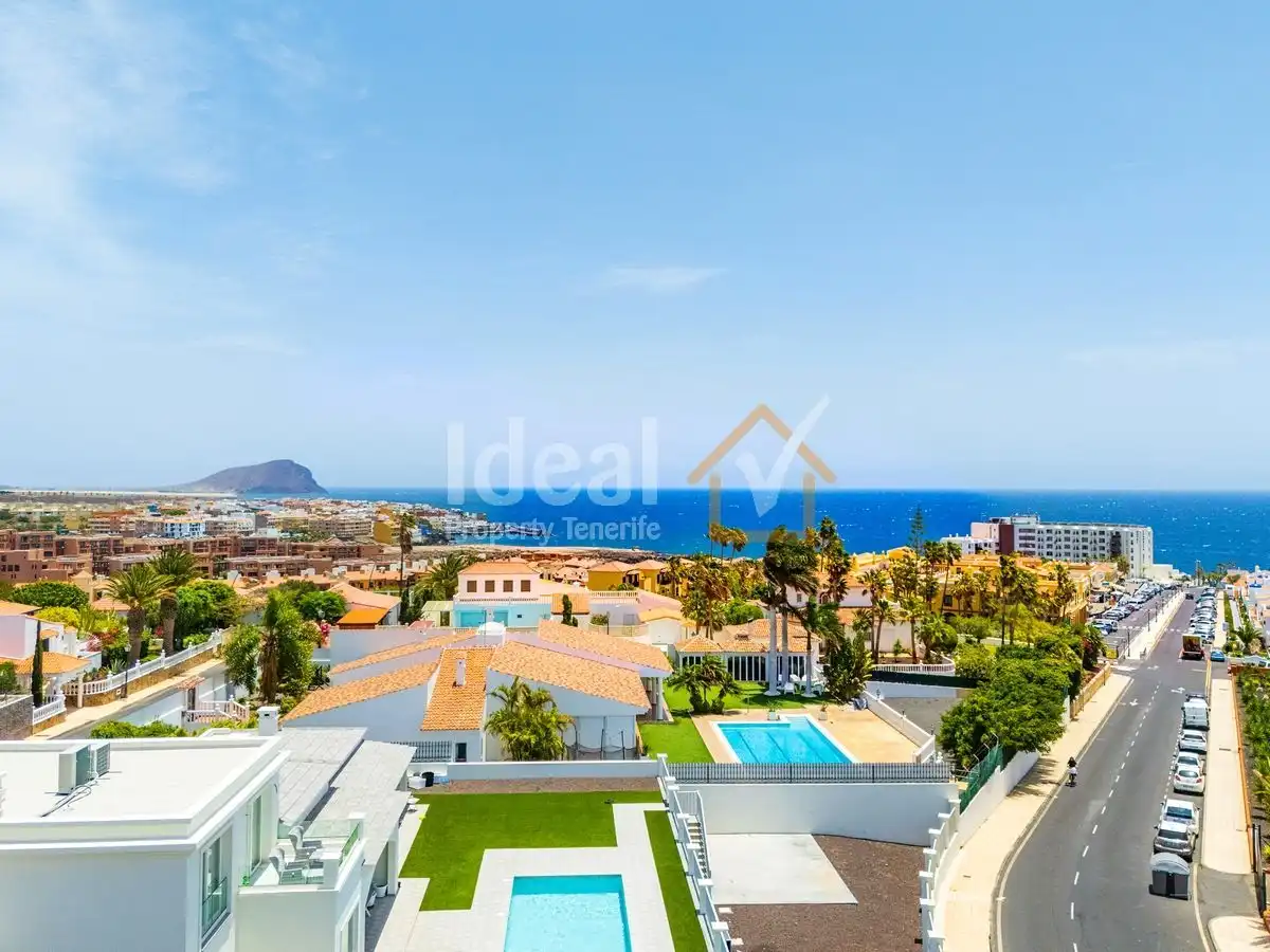 Detached house with pool for sale in Golf del Sur - Amarilla Golf, imagen 47