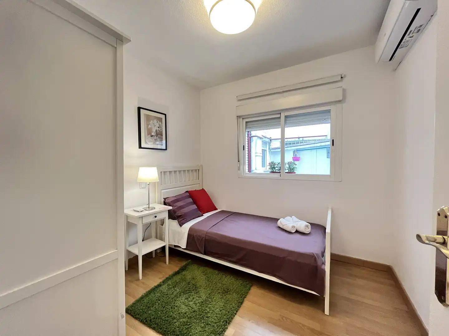 Habitación de Piso de alquiler en Madrid con Aire acondicionado, Terraza y Amueblado