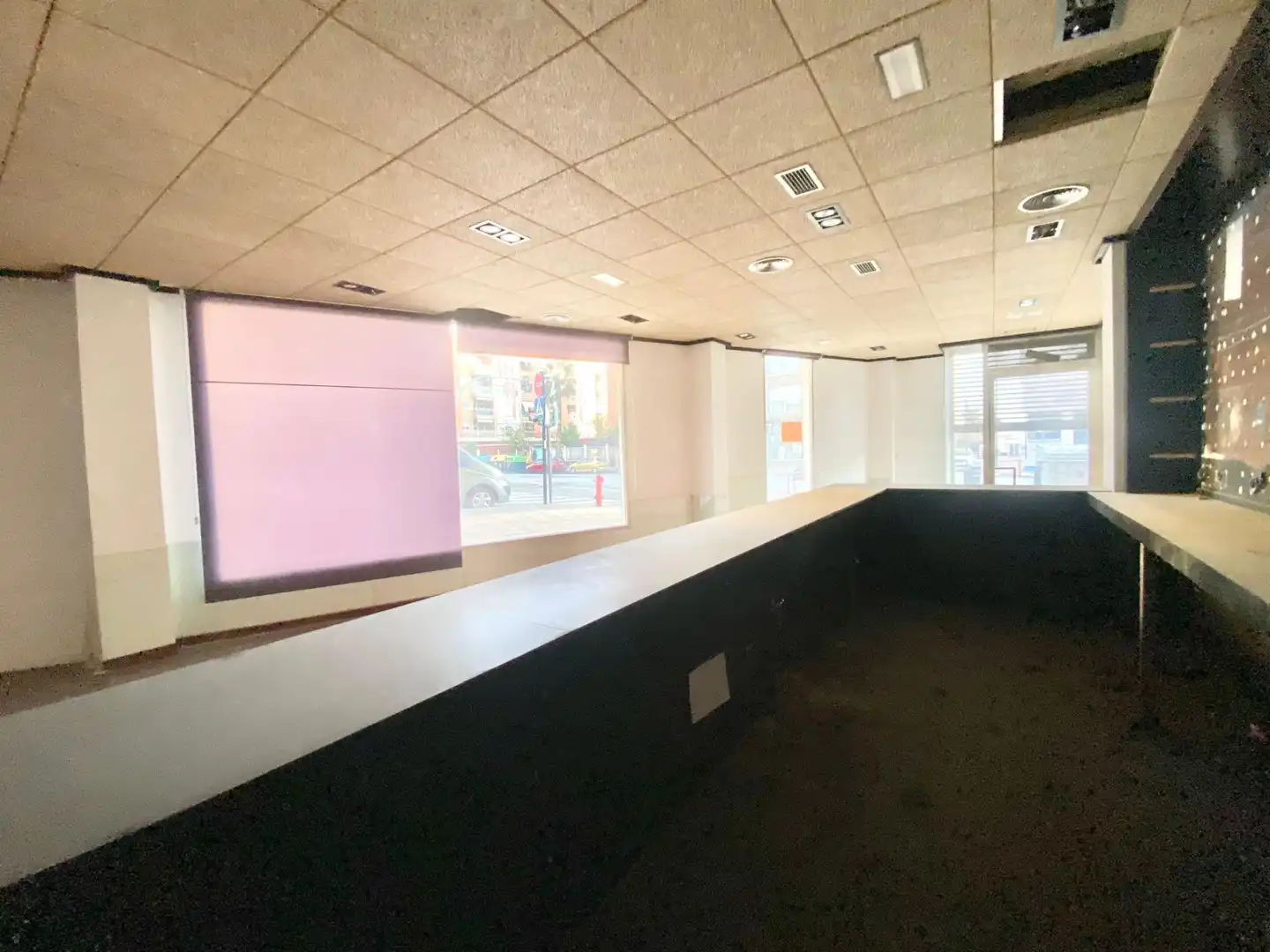 Local en venta en Lorca con Aire acondicionado y Amueblado