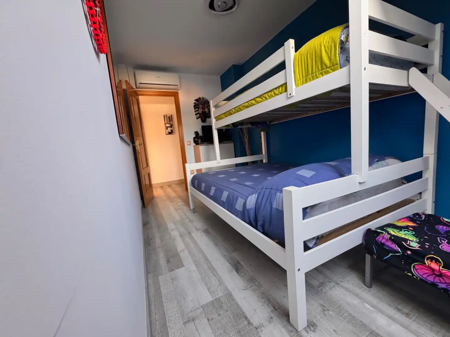 Habitación de Apartamento en venta en Sabiñánigo con Calefacción, Terraza y Trastero