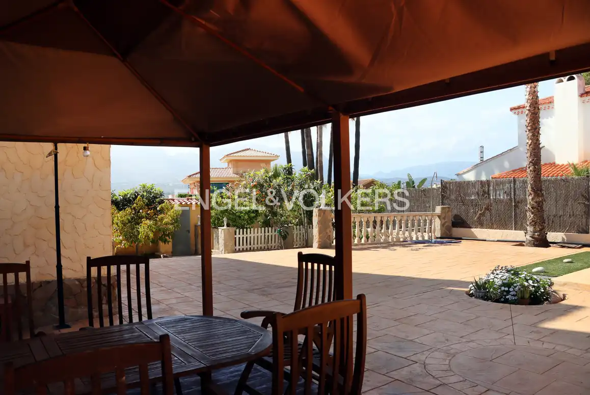 Terrace of Houses for sale in Benidorm  with Air Conditioner, Private garden and Terrace
