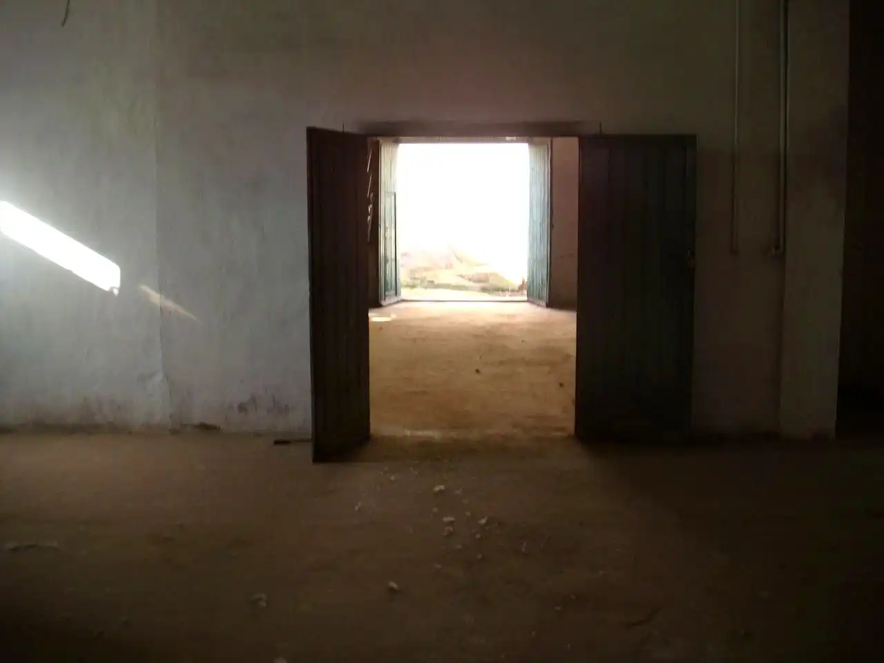 Local comercial en venda a Del Doctor Arsenio Corral, imagen 4