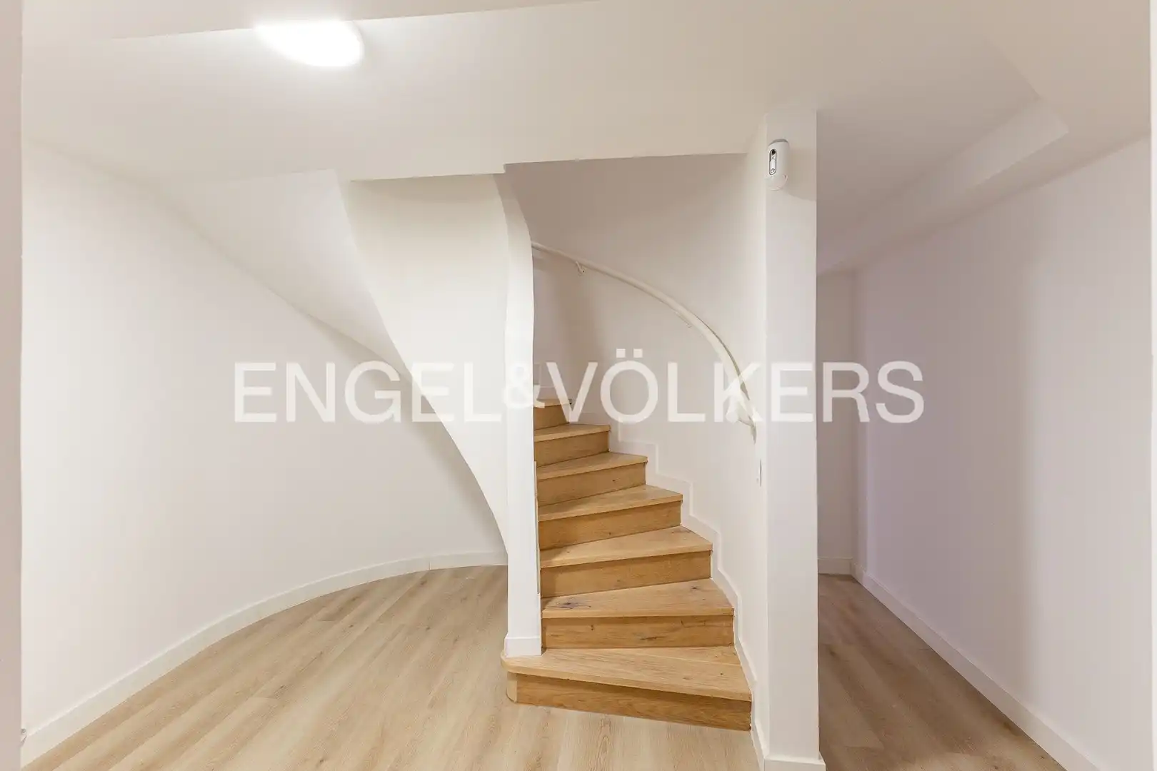 Houses for rent in Madrid  with Air Conditioner, Heating and Private garden