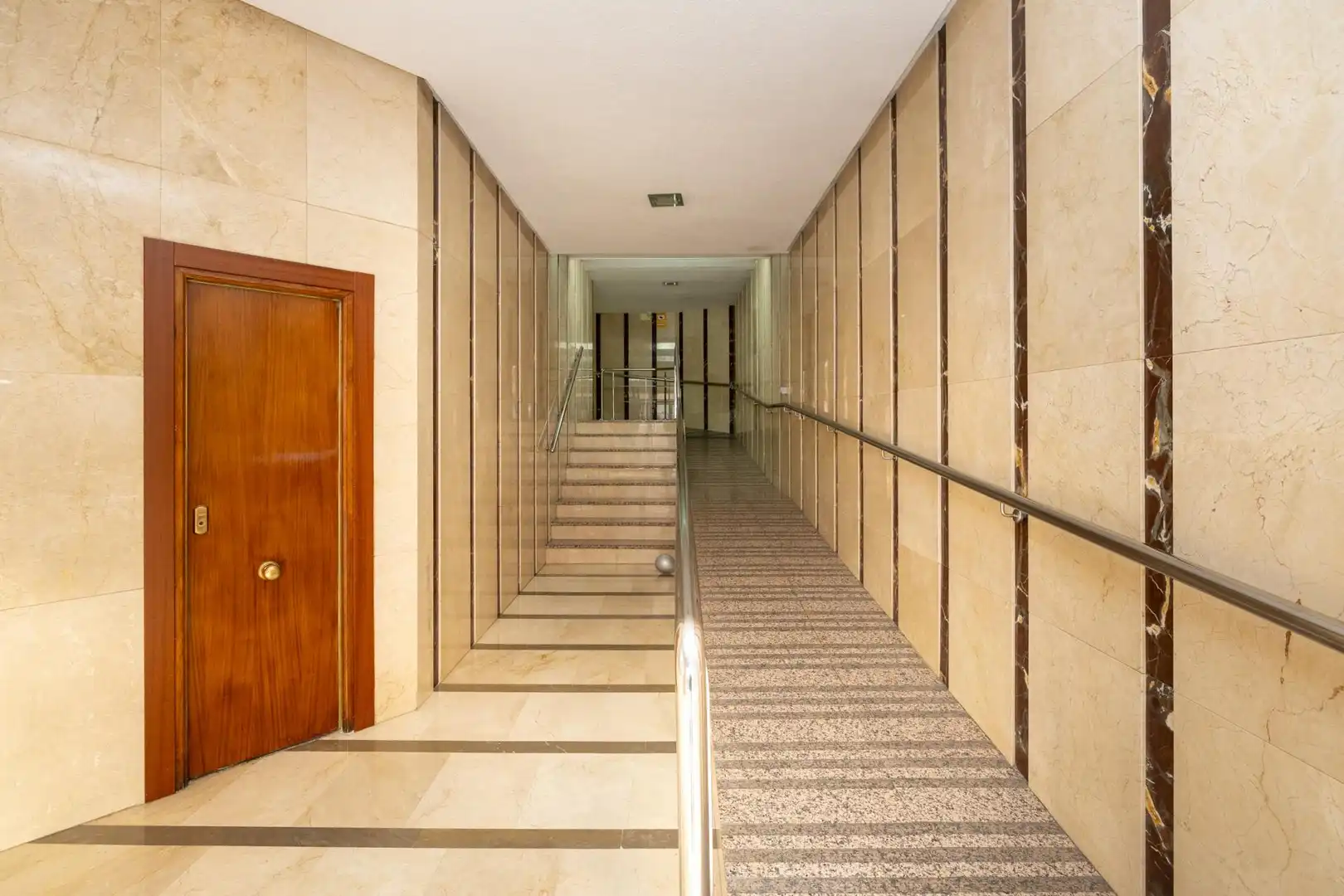 Flat with lift for sale in Calle Pedro Antonio de Alarcón 35, imagen 18
