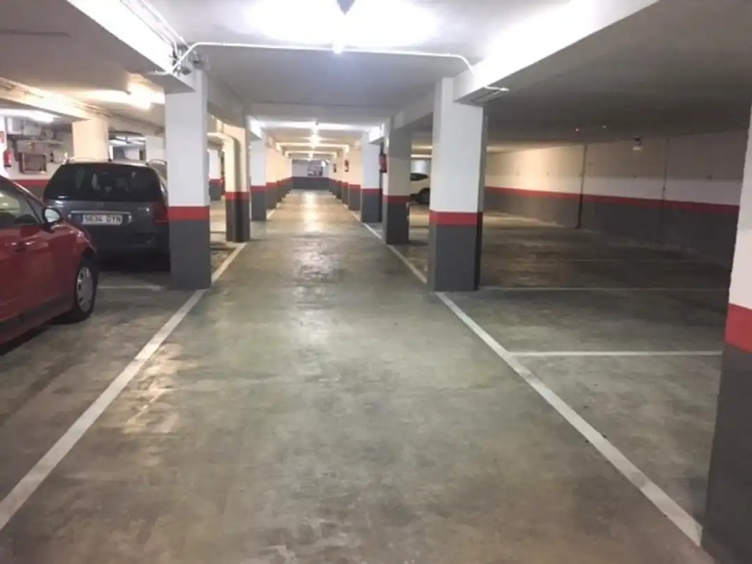 Parking de Garaje en venta en  Pamplona / Iruña