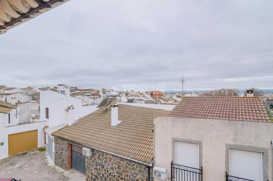 Vista exterior de Casa adosada en venta en Rute con Terraza y Balcón