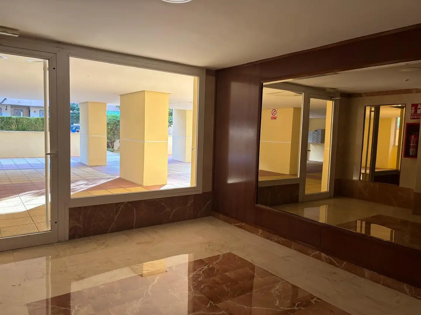 Planta baja en venta en Torremolinos con Aire acondicionado, Calefacción y Jardín privado