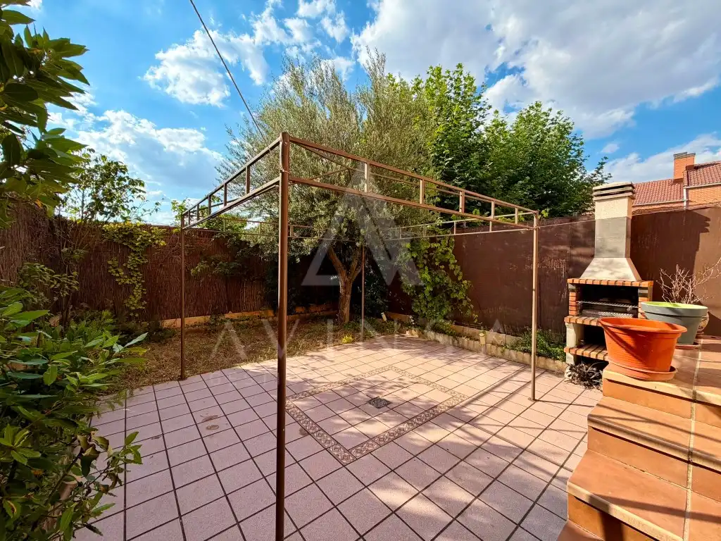 Terrassa de Casa o xalet en venda en Guadalajara