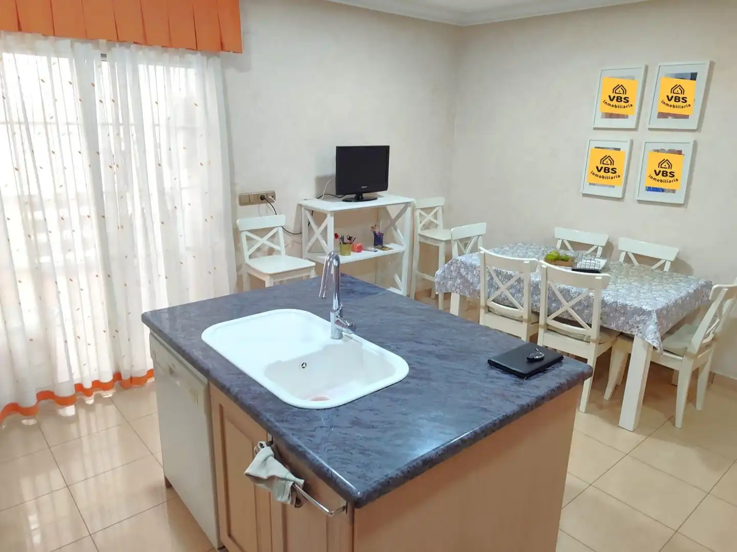 Cuina de Casa o xalet en venda en Orihuela amb Aire condicionat, Terrassa i Traster