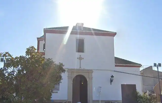 Vista exterior de Casa adosada en venta en Villa de Otura con Piscina