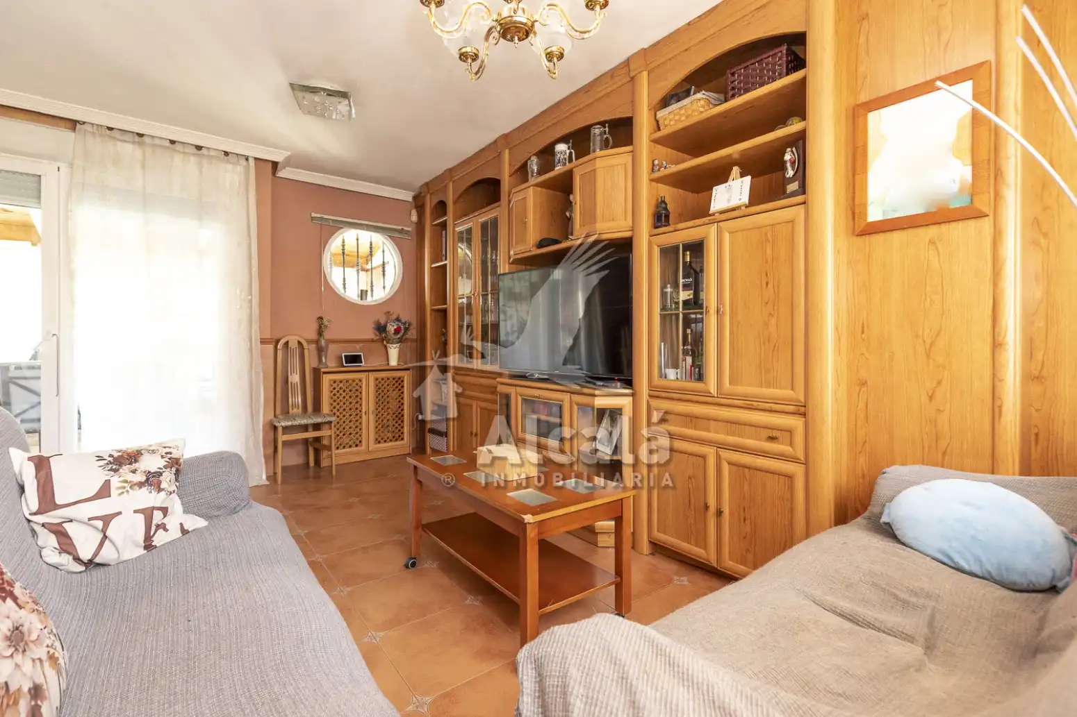 Sala de estar de Casa adosada en venta en Azuqueca de Henares con Aire acondicionado, Calefacción y Piscina