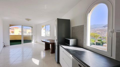 Foto 3 de Apartamento en venta en Los Cristianos, Arona