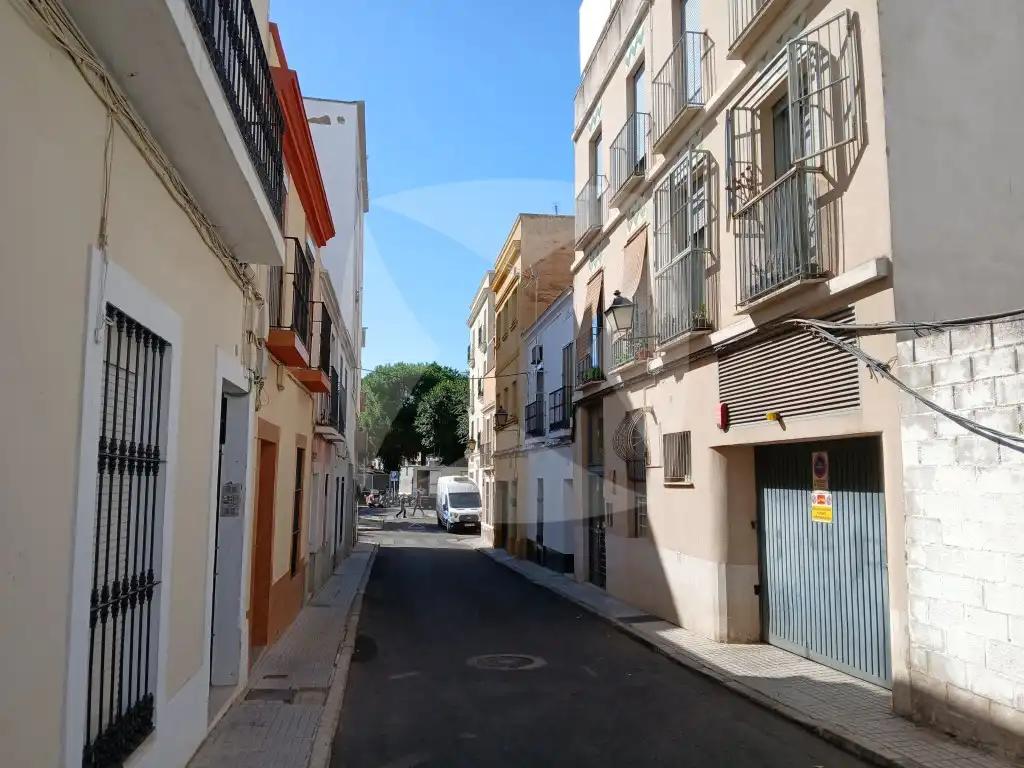 Garatge de lloguer a Calle Suárez Somontes, Casco Antiguo