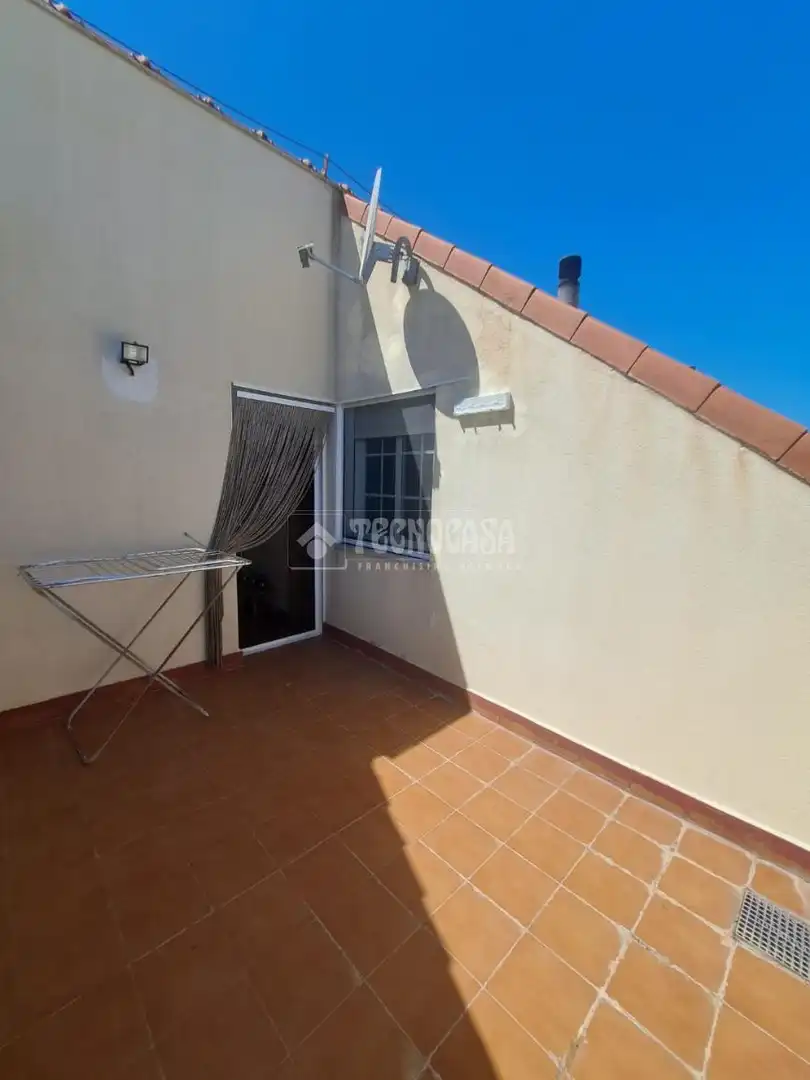 Terraza de Casa adosada en venta en María de Huerva con Aire acondicionado, Calefacción y Jardín privado