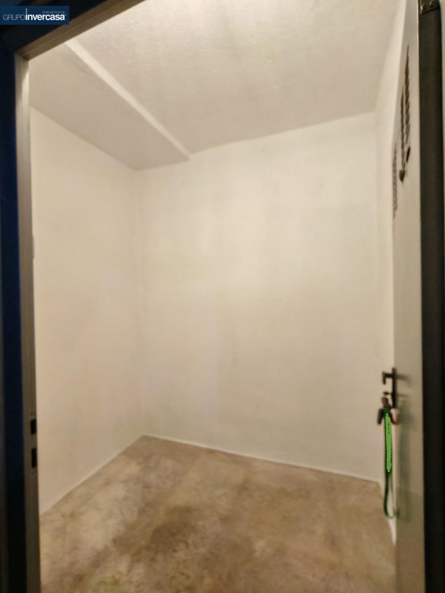 Bedroom of Storage room for rent in Quart de Poblet