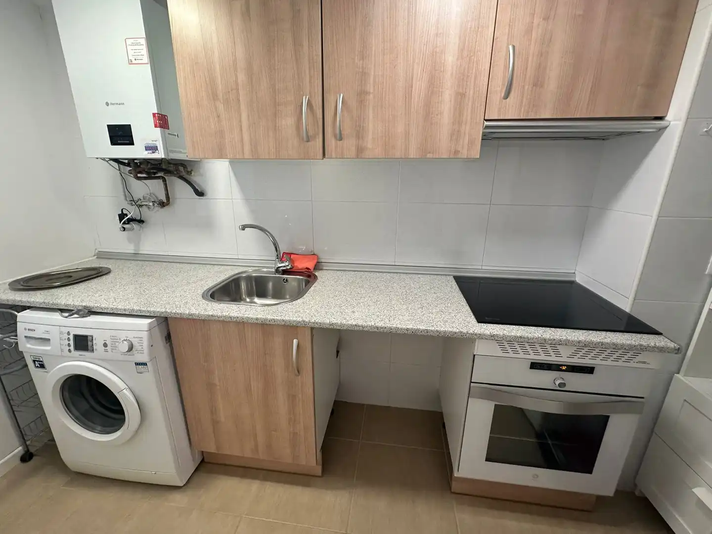 Cocina de Estudio de alquiler en Arganda del Rey con Calefacción, Horno y Lavadora