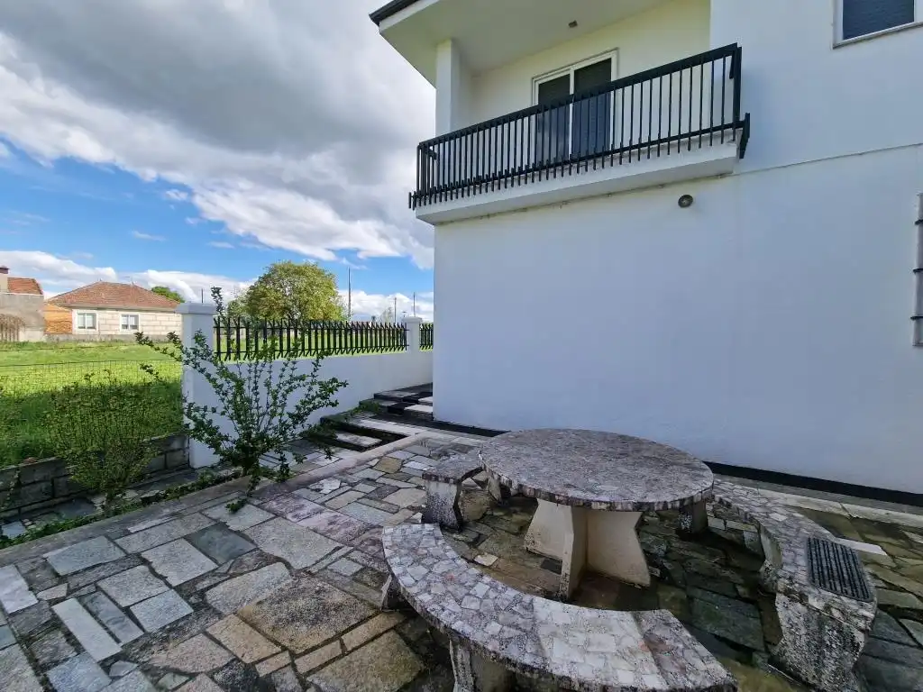 Terrassa de Casa o xalet en venda en Sandiás amb Calefacció, Jardí privat i Terrassa