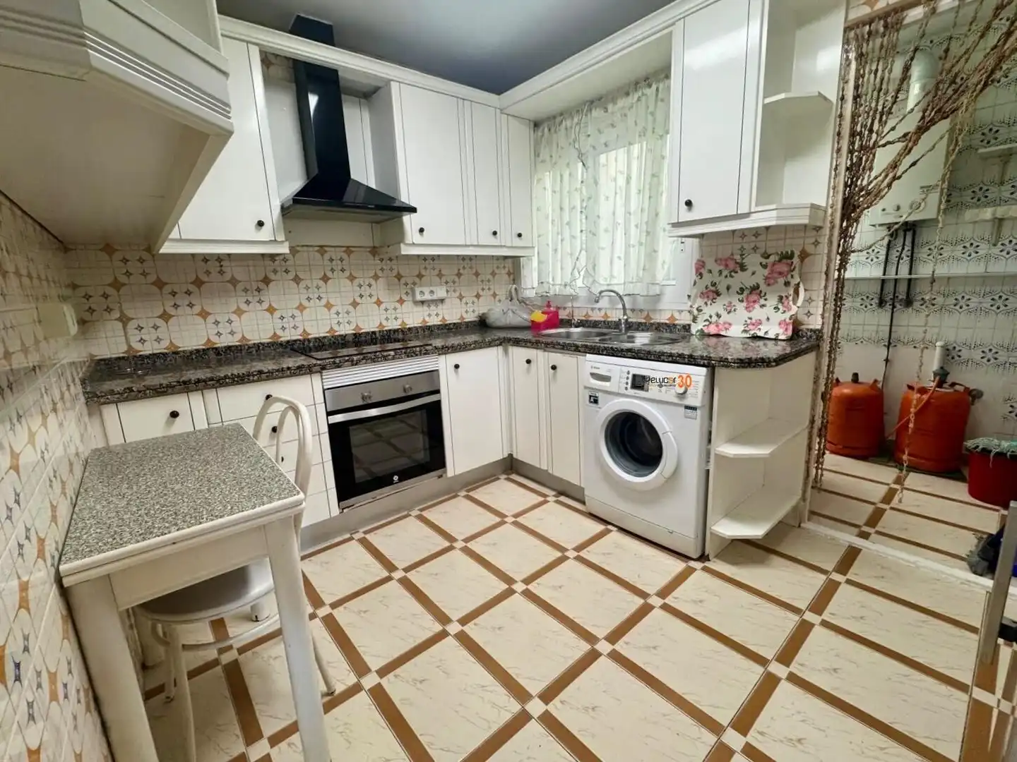 Cocina de Piso en venta en Benidorm con Aire acondicionado, Calefacción y Terraza