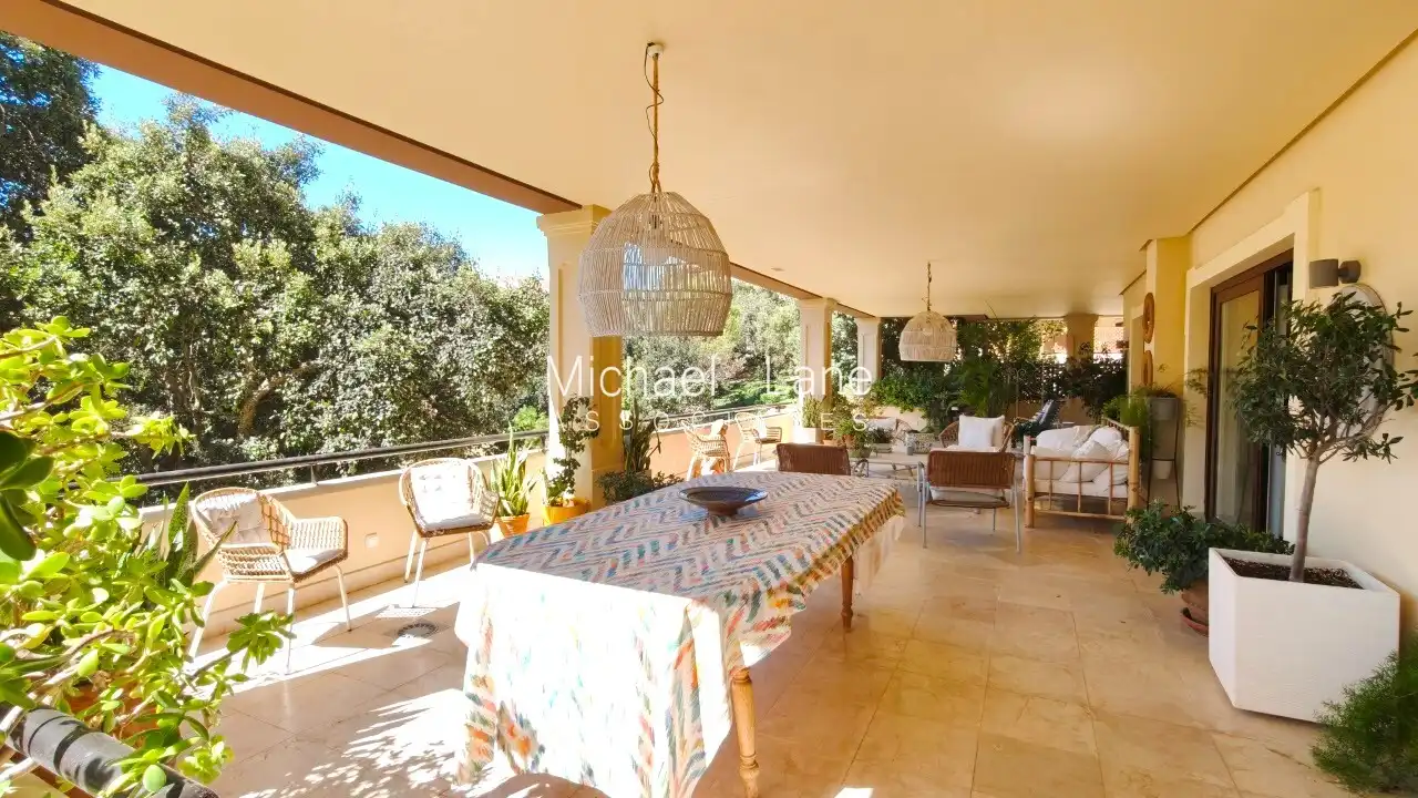 Terrace of Flat for sale in Sotogrande Alto