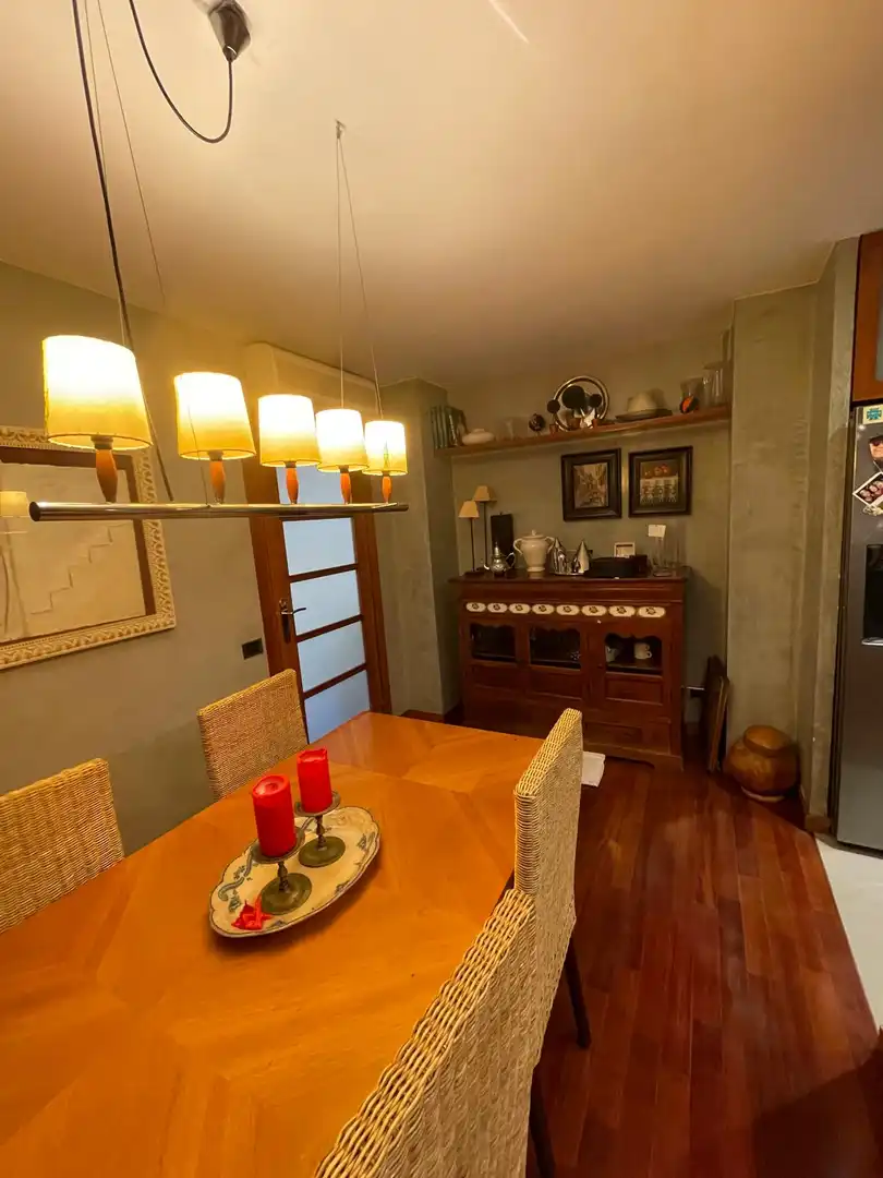 Comedor de Piso en venta en Barcelona con Calefacción