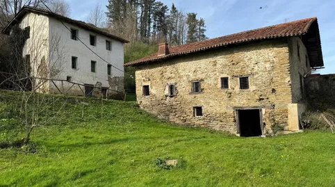 Foto 2 de Finca rústica en venta en Barrio Barrio Ereñotzu, 77, Hernani, Gipuzkoa