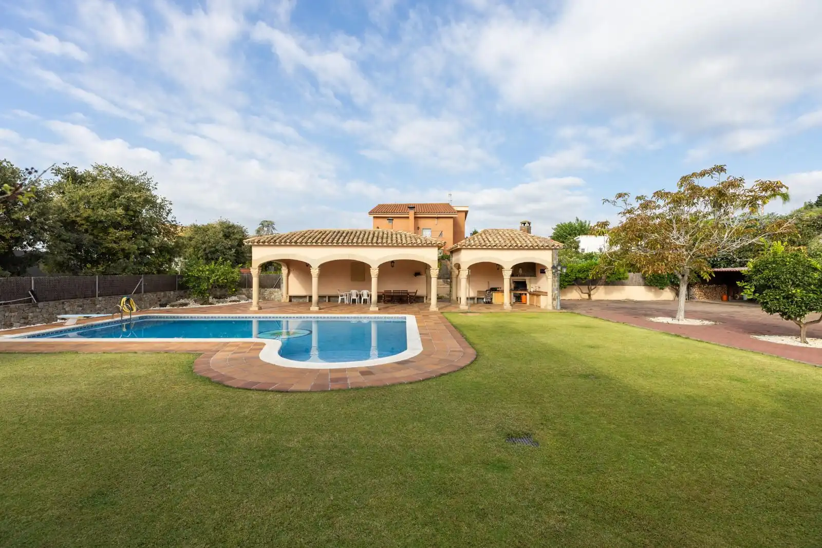 Jardí de Casa o xalet en venda en Mataró amb Terrassa i Piscina