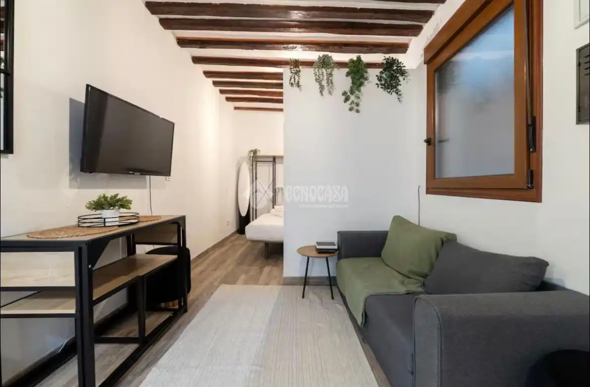 Sala de estar de Estudio en venta en Madrid