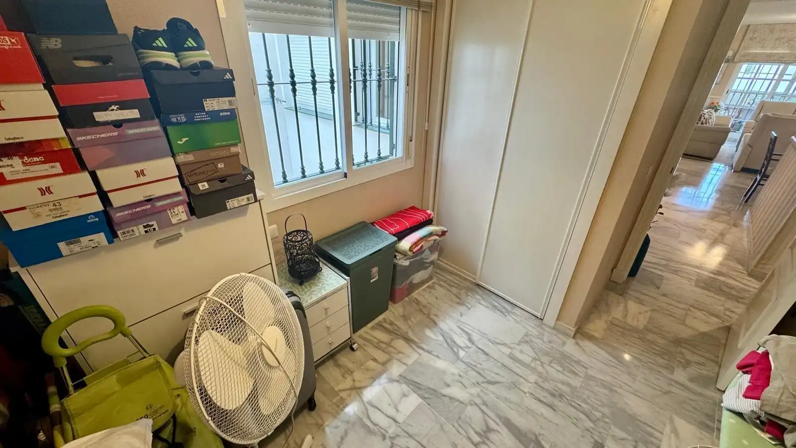 Bedroom of Flat for sale in Rincón de la Victoria  with Air Conditioner, Terrace and Community pool