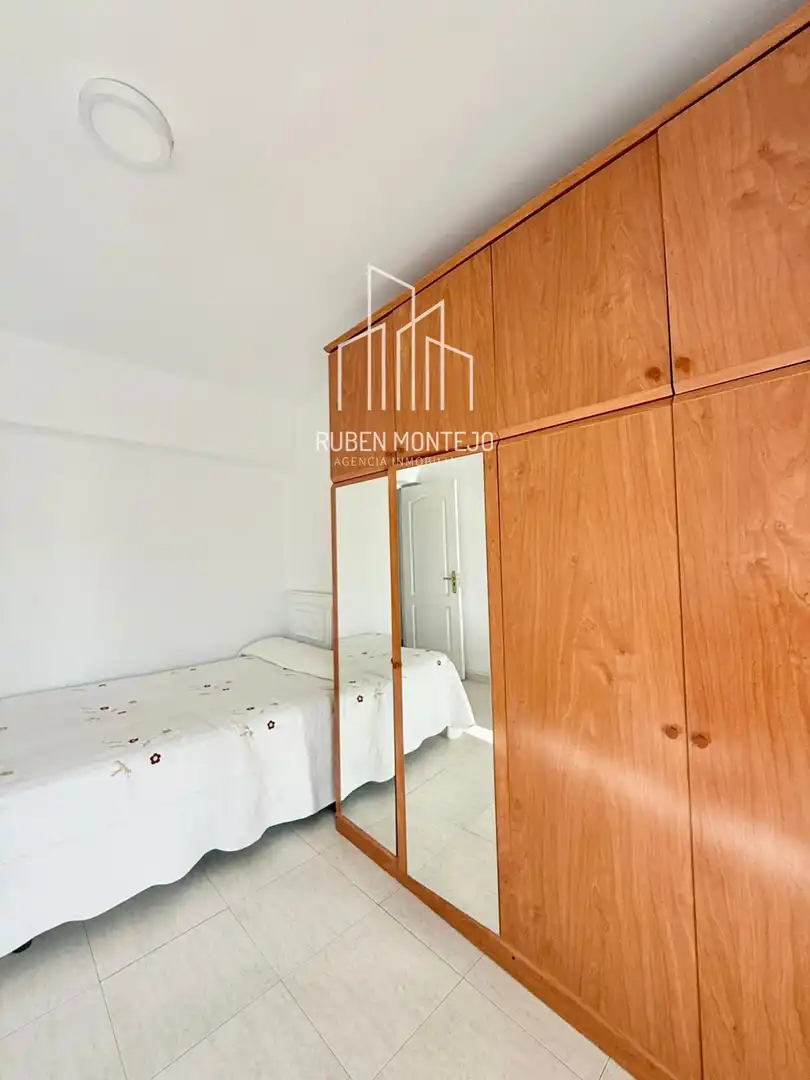 Bedroom of Flat for rent in Salamanca  with Heating, Terrace and Furnished