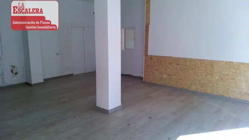 Local comercial en venda a Ibi, imagen 2
