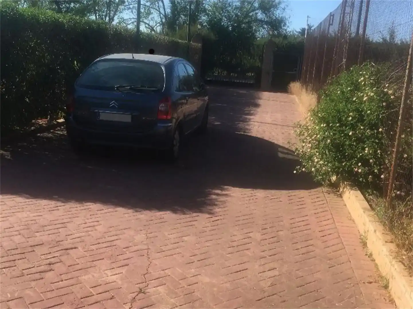 Parking de Piso en venta en Carmona con Aire acondicionado, Jardín privado y Piscina