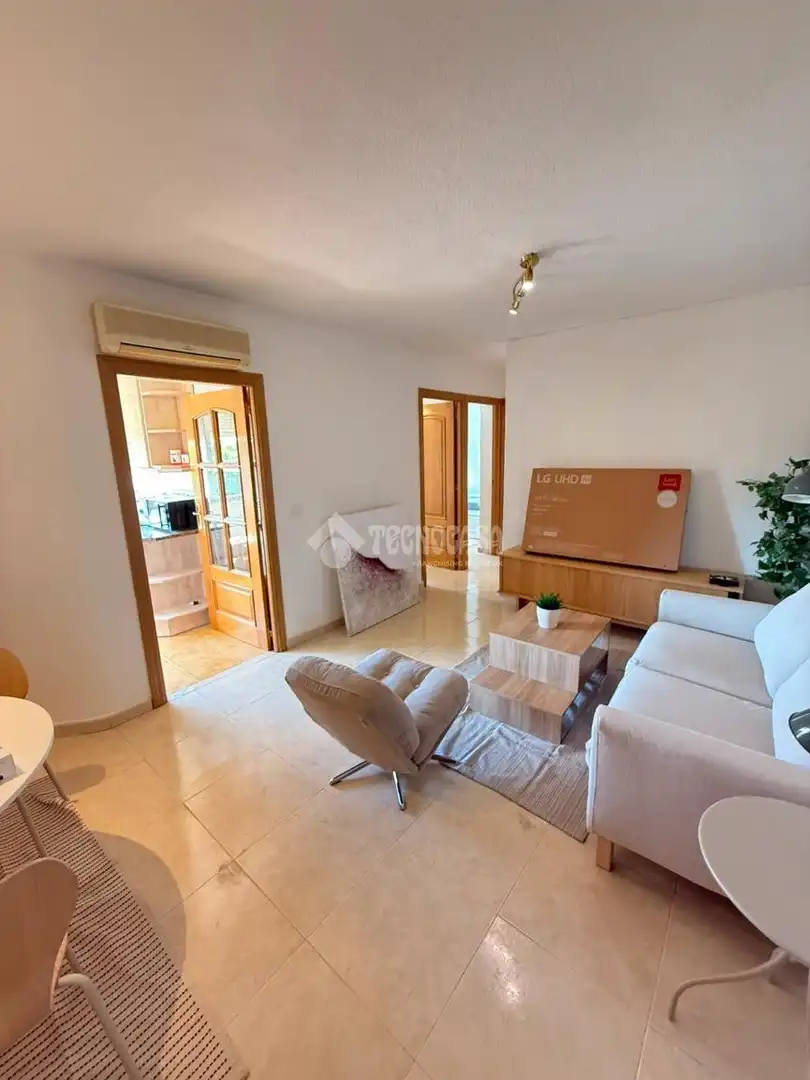 Sala d'estar de Pis de lloguer en Getafe amb Aire condicionat i Calefacció