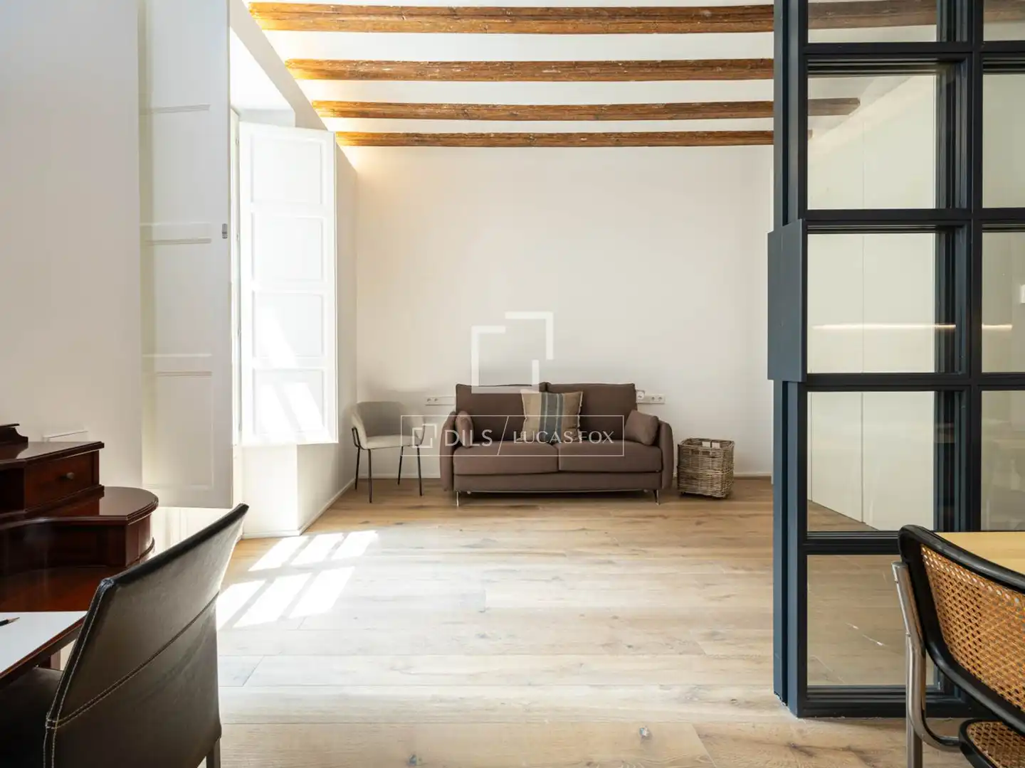 Sala d'estar de Pis de lloguer en Barcelona amb Aire condicionat, Calefacció i Parquet