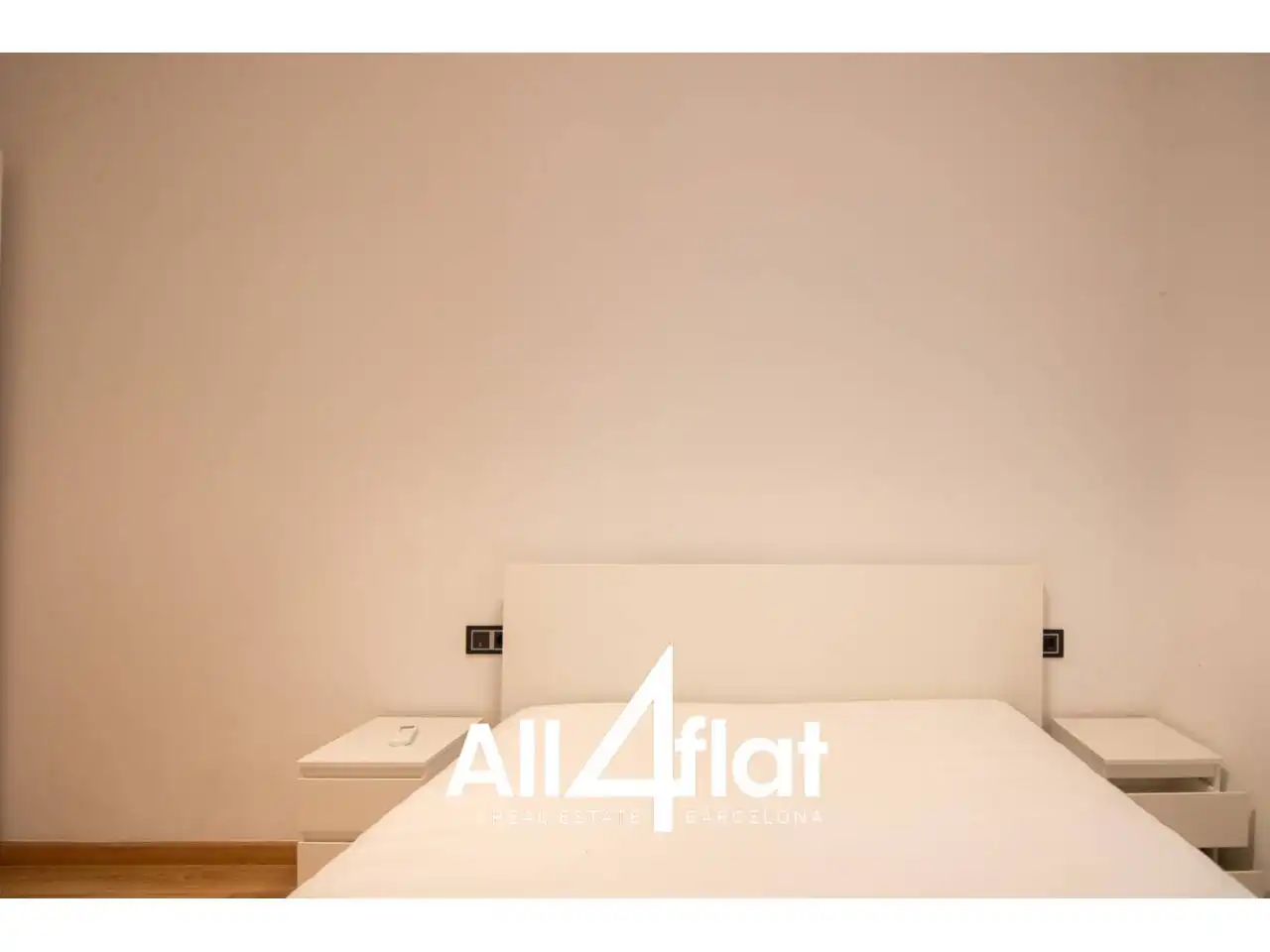 Flat with terrace for sale in Calle Agustí Vell, imagen 28