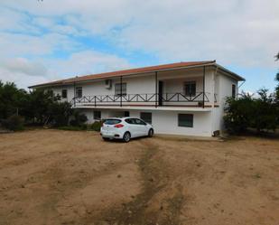 Vista exterior de Casa o xalet en venda en Mengabril amb Aire condicionat, Jardí privat i Traster