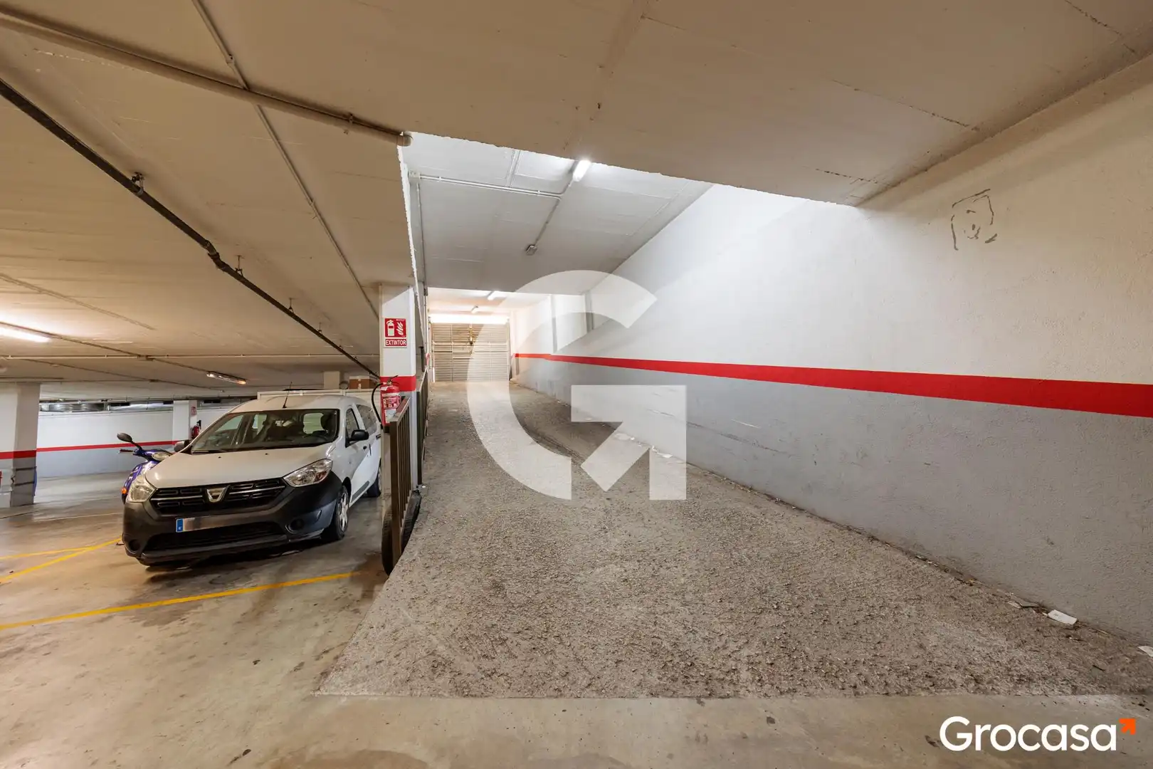 Parking de Piso en venta en Terrassa con Aire acondicionado, Calefacción y Terraza