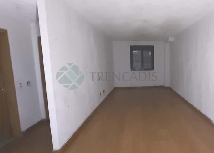 Flat for sale in Recas