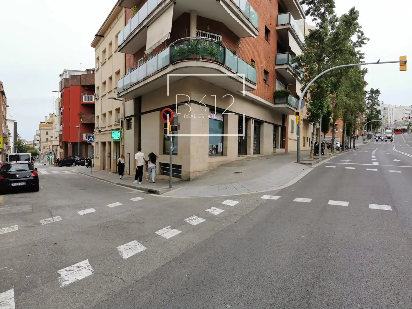 Local comercial en venda a Llivia, imagen 3