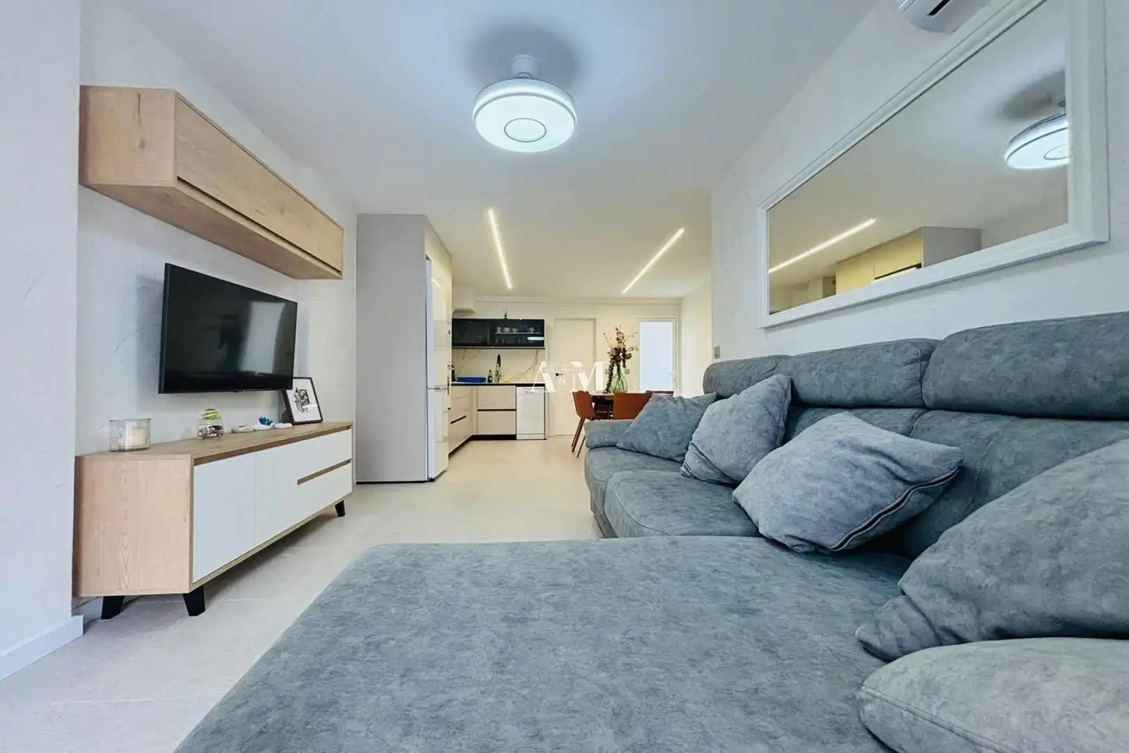 Sala de estar de Piso de alquiler en Torrevieja con Aire acondicionado, Calefacción y Terraza
